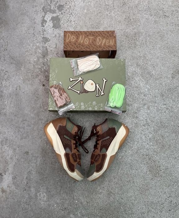 NIKE JORDAN ZION 2 (размер 42)