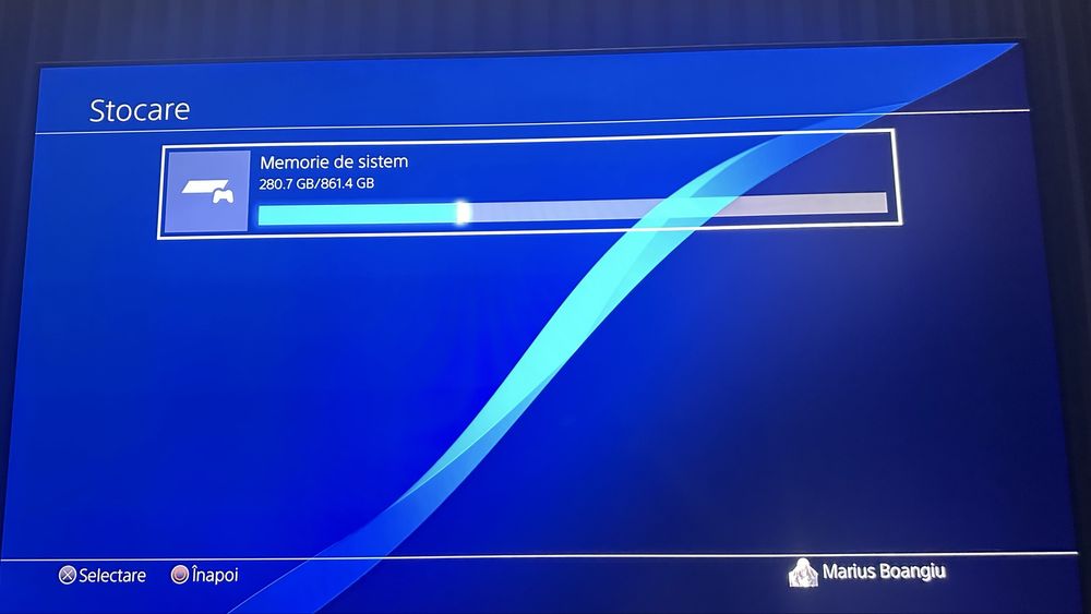 Ps4 pro 2 controllere foarte putin folosit