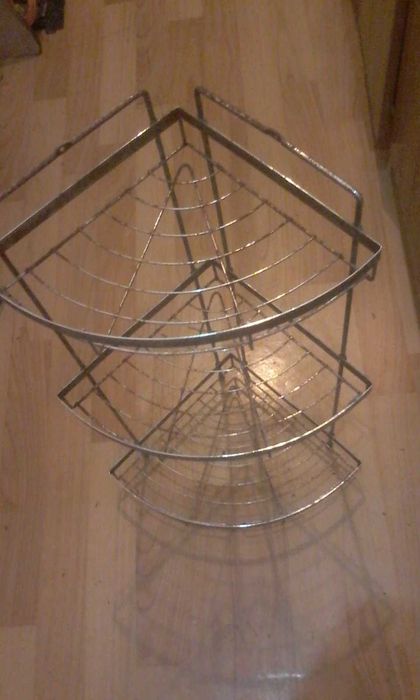 Полки- уголки для ванной (металлические)