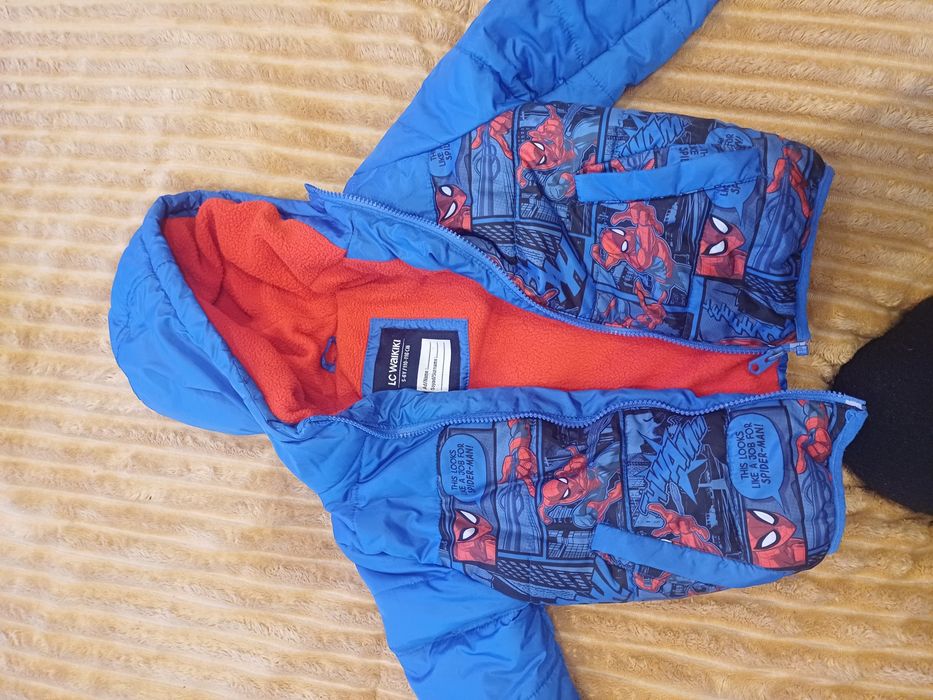Зимно яке на спайдермен 110-116 см 5-6 години
