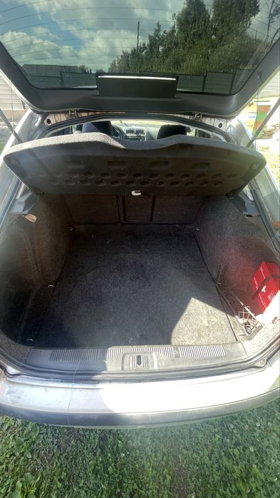Vand sau schimb Skoda octavia 2 NU NEGOCIEZ