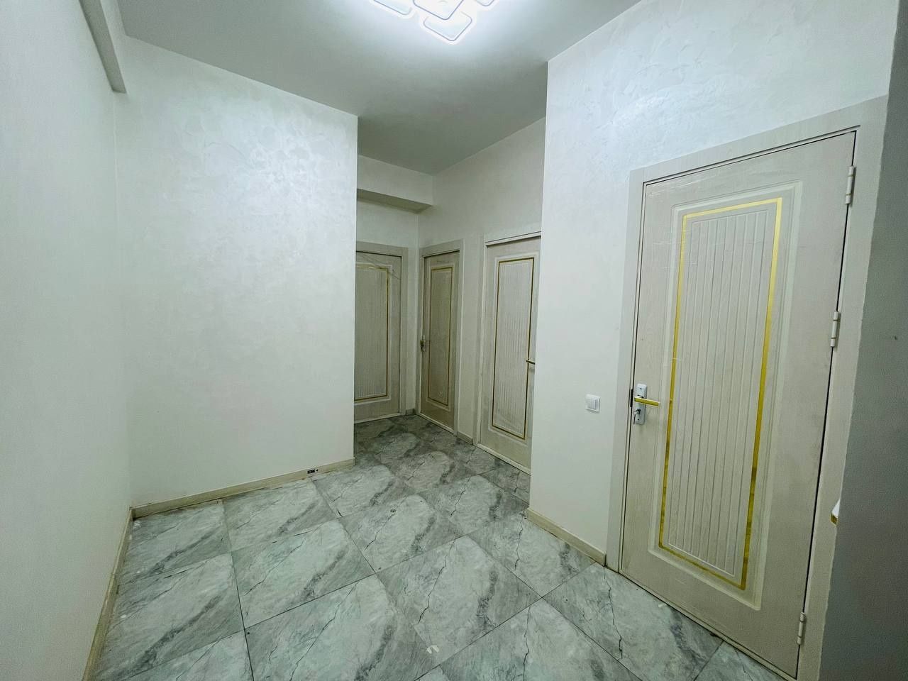 Продаётся 2х комнатная квартира