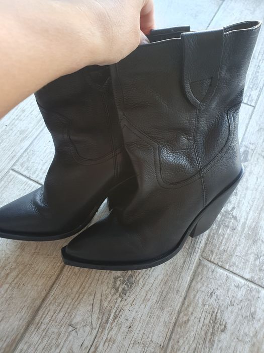 Ghete zara 36 impecabile