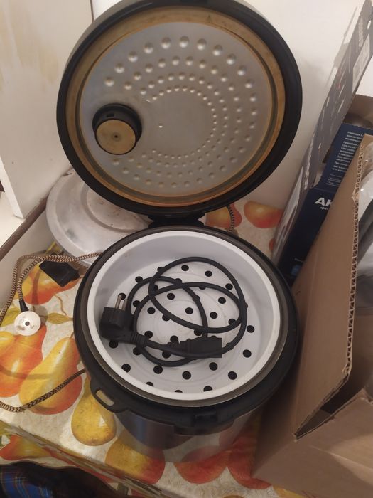 Мультиварки, рисоварка и другая техника/утварь для кухни