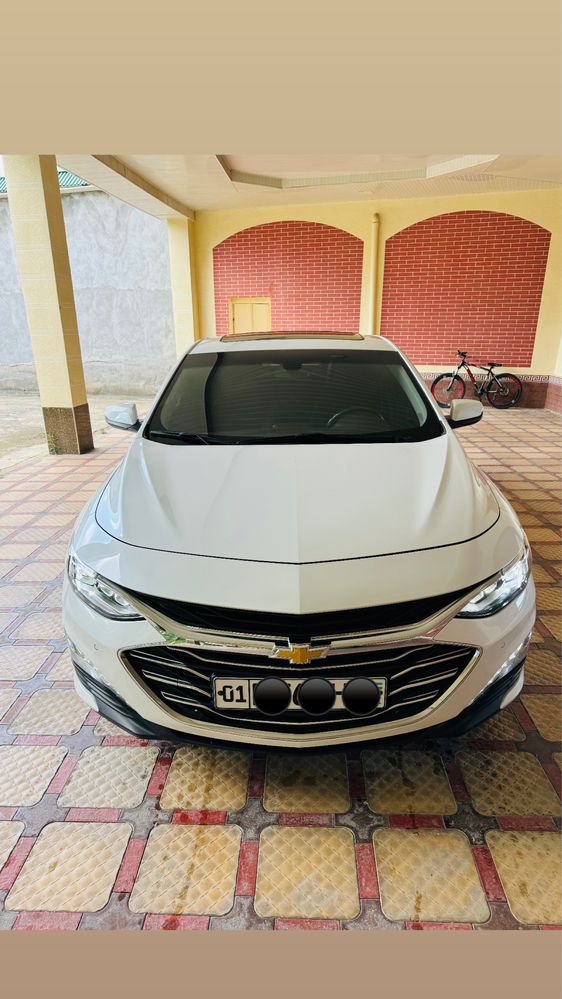 Chevrolet Malibu 2 turbo Nasiya savdo bor Barter bor