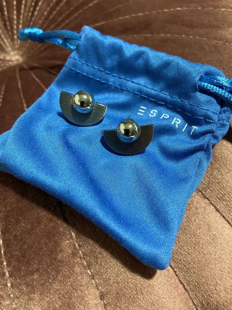 Cercei marca Esprit