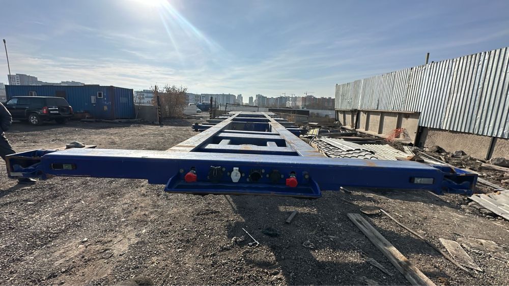 Полуприцеп контейнеровоз