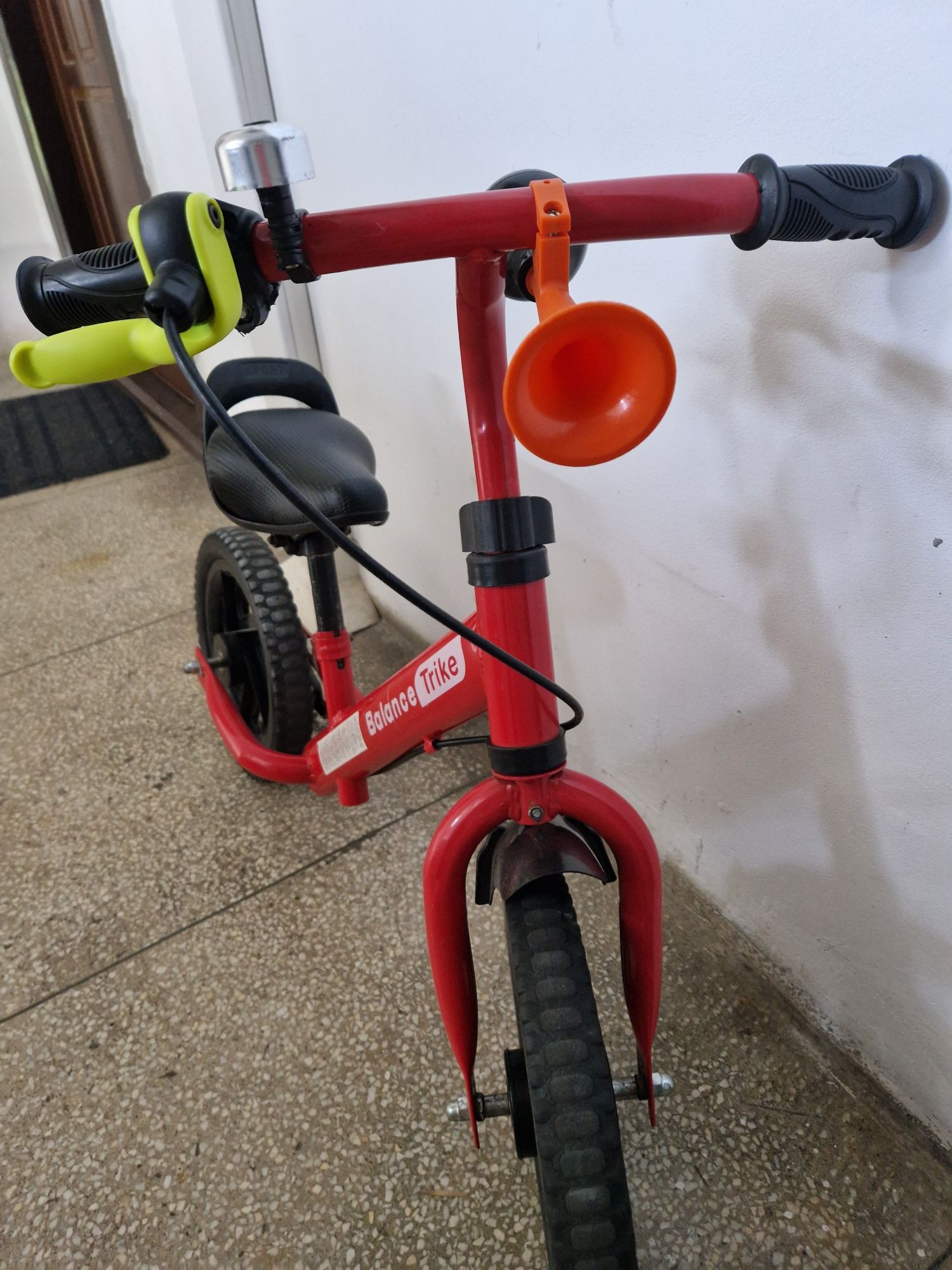 Bicicleta Trike fără pedale