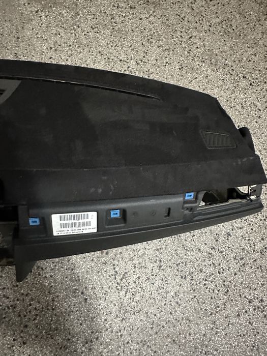 Табло арматурно за навигация ццц циц бмв ccc cic е90 е91 е92 е93 bmw