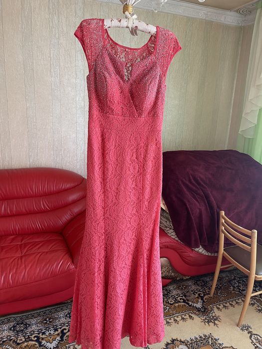 Продам красивое платье