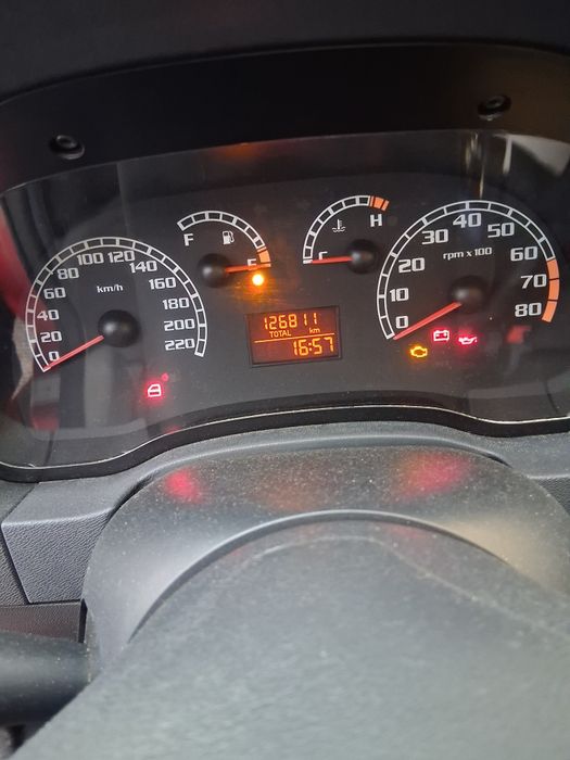 Vand sau schimb Fiat Albea!