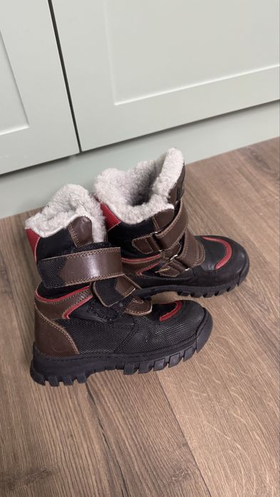 2  Зимние ботинки натуралка . Дешево