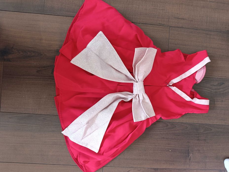 Детска рокля точици/коледна/червена