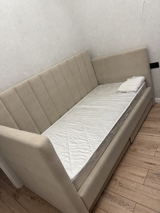 Продам диван-кровать. Самовывоз