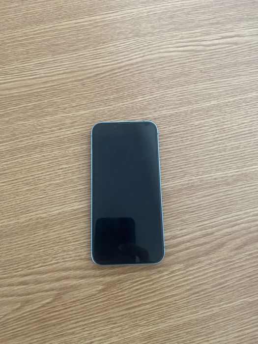 Iphone 14 este în stare excelentă