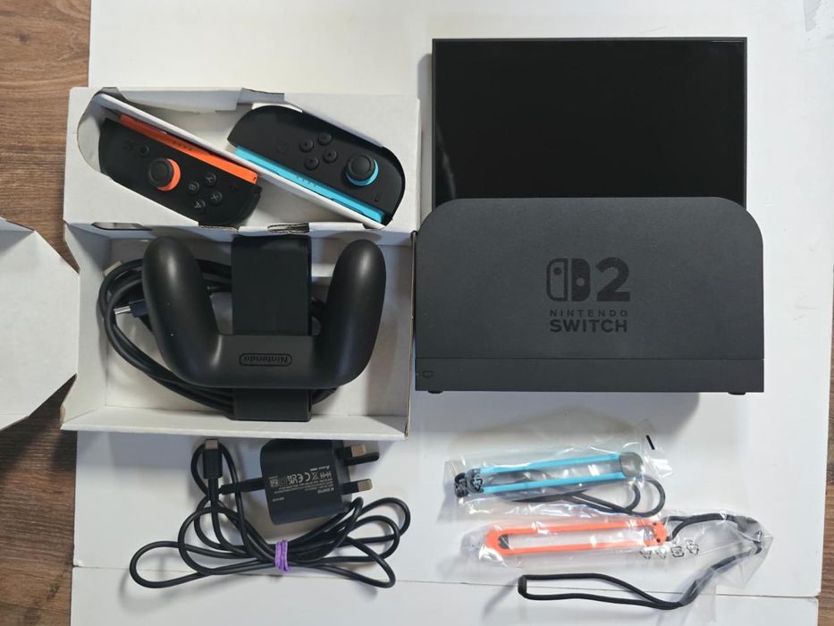 Consola Nintendo Switch 2, Light Blue/Light Red JoyCon + Joc -P-