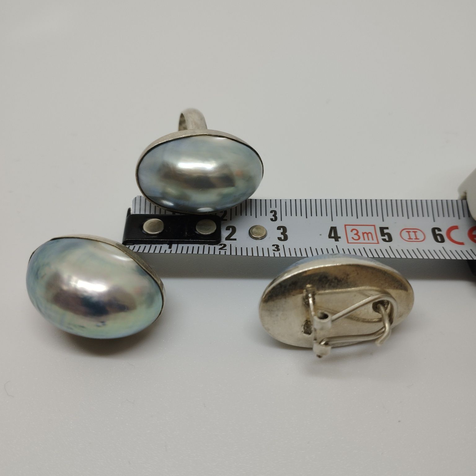 REDUCERE!!! Set argint 925 cercei si inel cu scoica eleganti