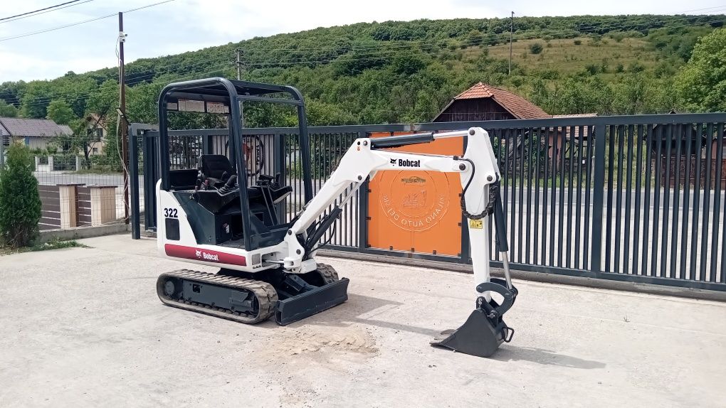 Miniexcavator Bobcat 322