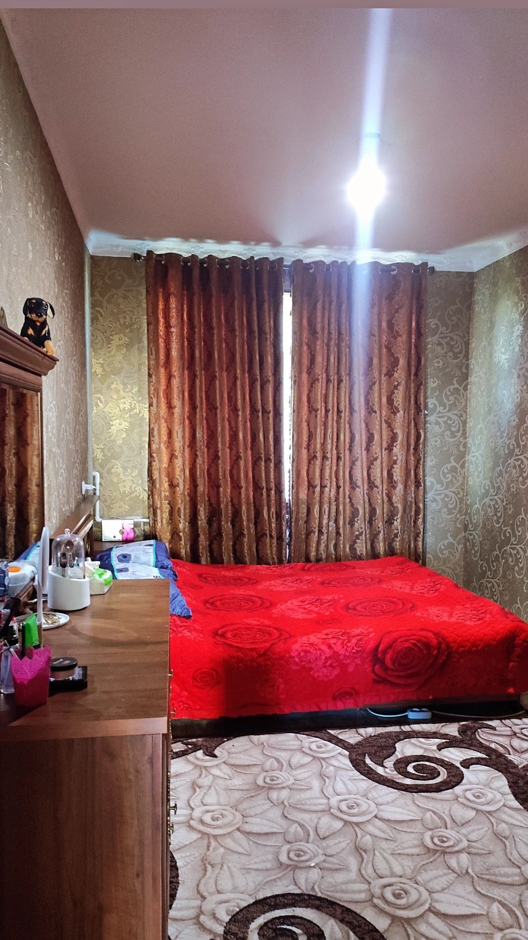 Navoiy shahrida energetik kuchada uy sotiladi