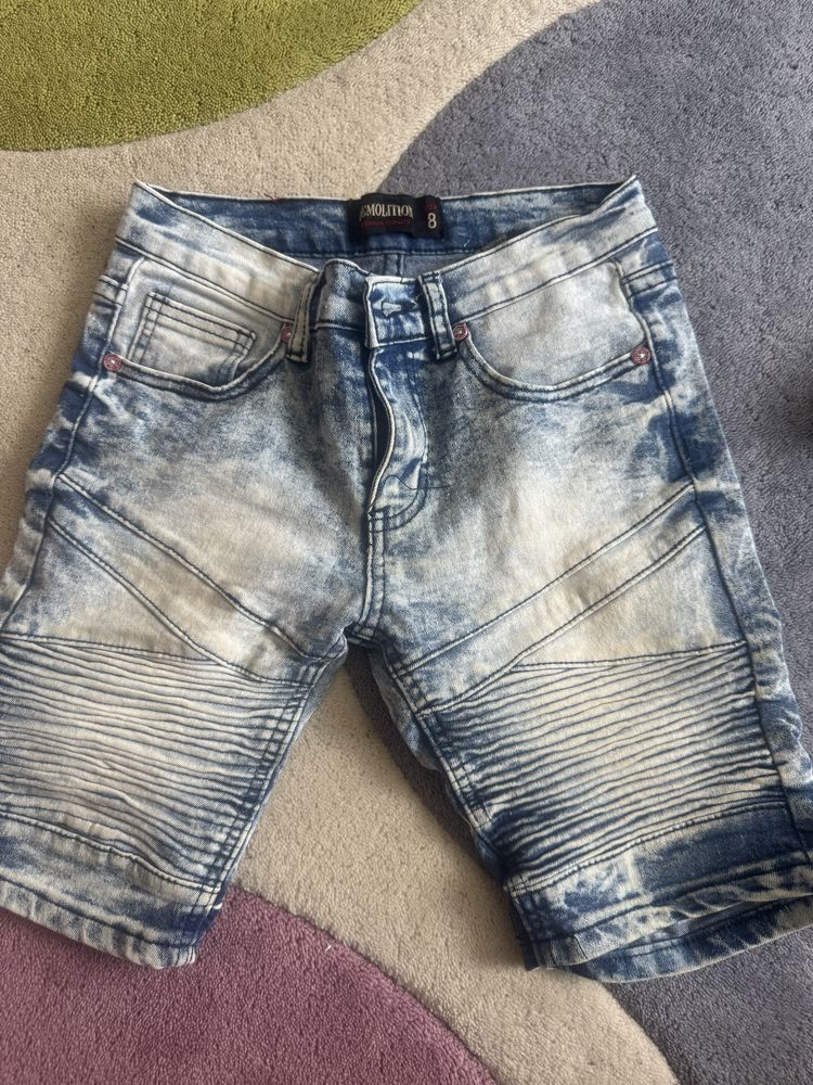 Къси гащи size 8