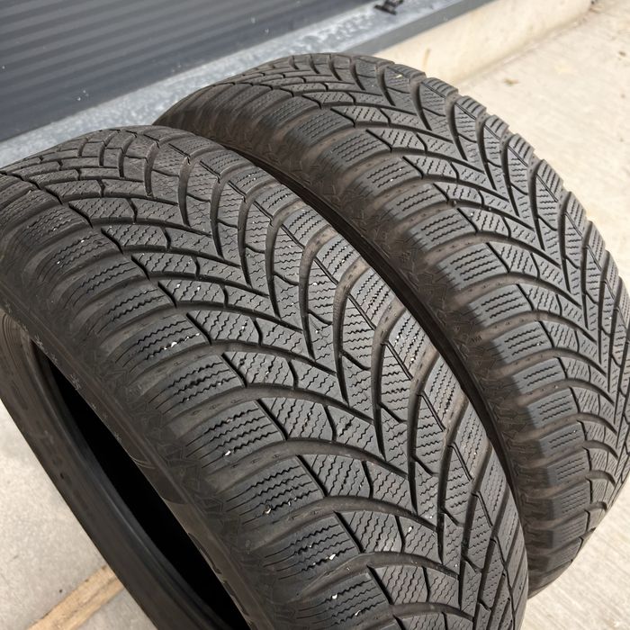 2 Anvelope iarna 215 65 16 Semperit DOT 2021