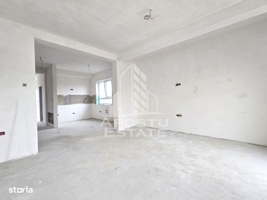 Jumatate de duplex, Parter + Etaj, 5 camere si 2 bai, Sag