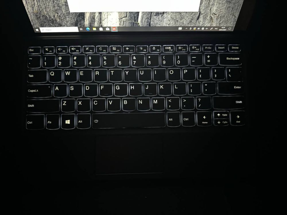 LENOVO MIIX - 12.5” IPS! I5-8350U! 8Gb! 256SSD