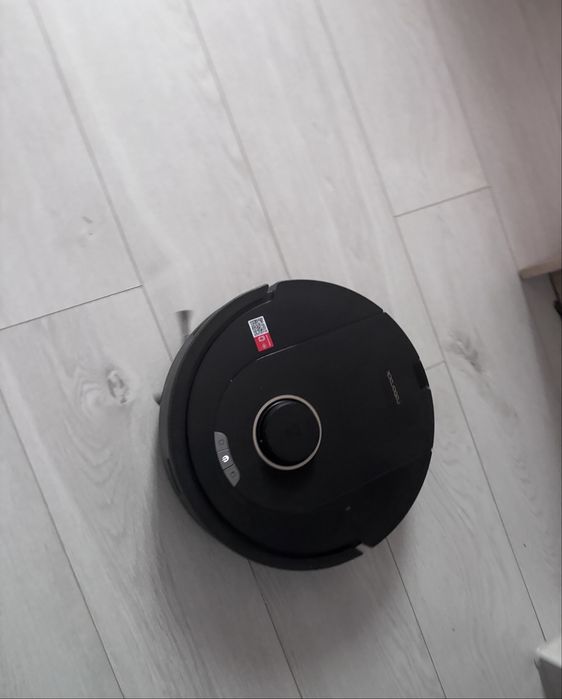 Robot de aspirare si spalare Roborock Q5 Pro
