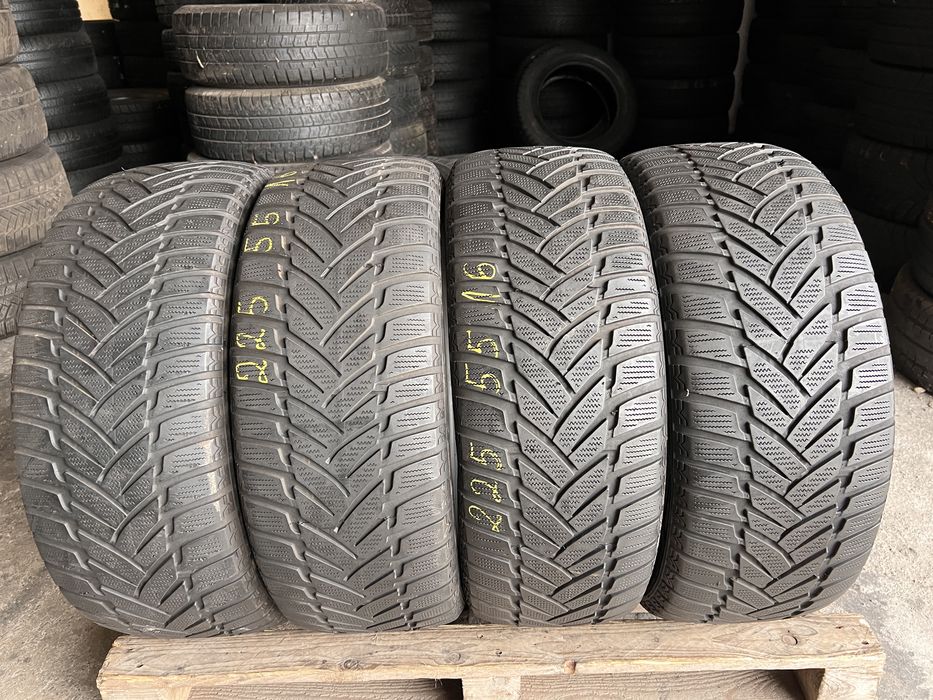 4 anvelope iarna 225/55/16 , Dunlop !