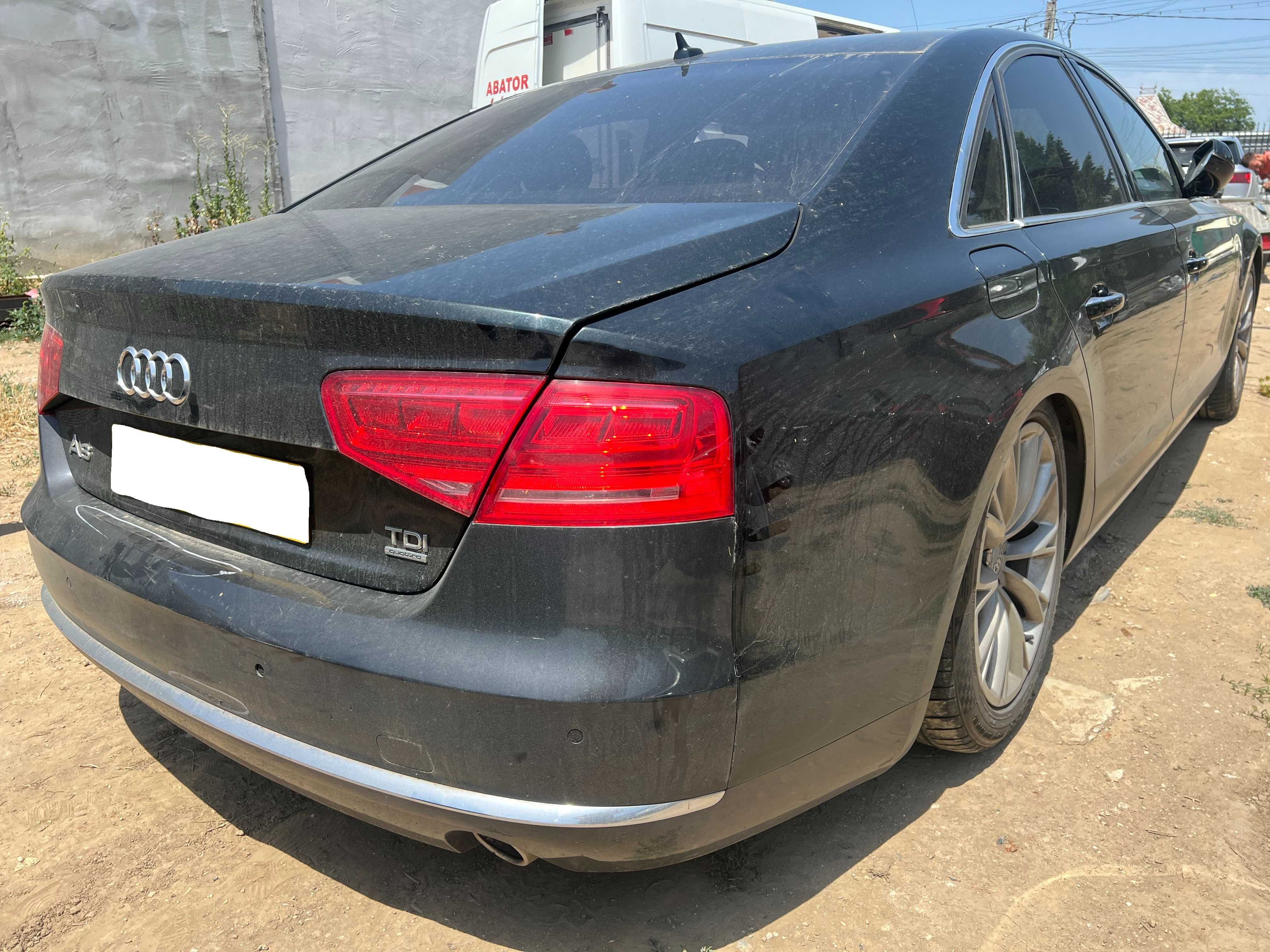 Aripa stanga spate Audi A8 D4 4H originala neagra impecabila 2011 2018