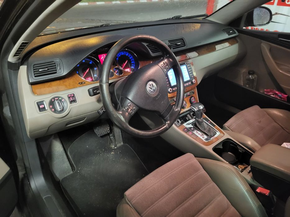 Vand WV Passat Full Option Navi Automata Piele