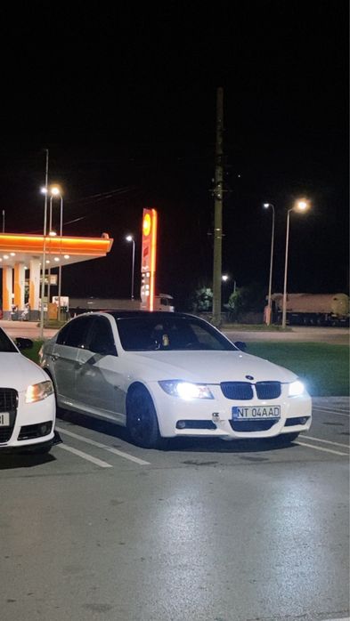 Vând Bmw E90 320D