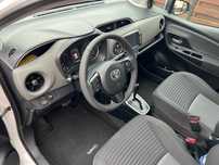 Toyota Yaris Stare perfecta, consum redus, ideala de oras