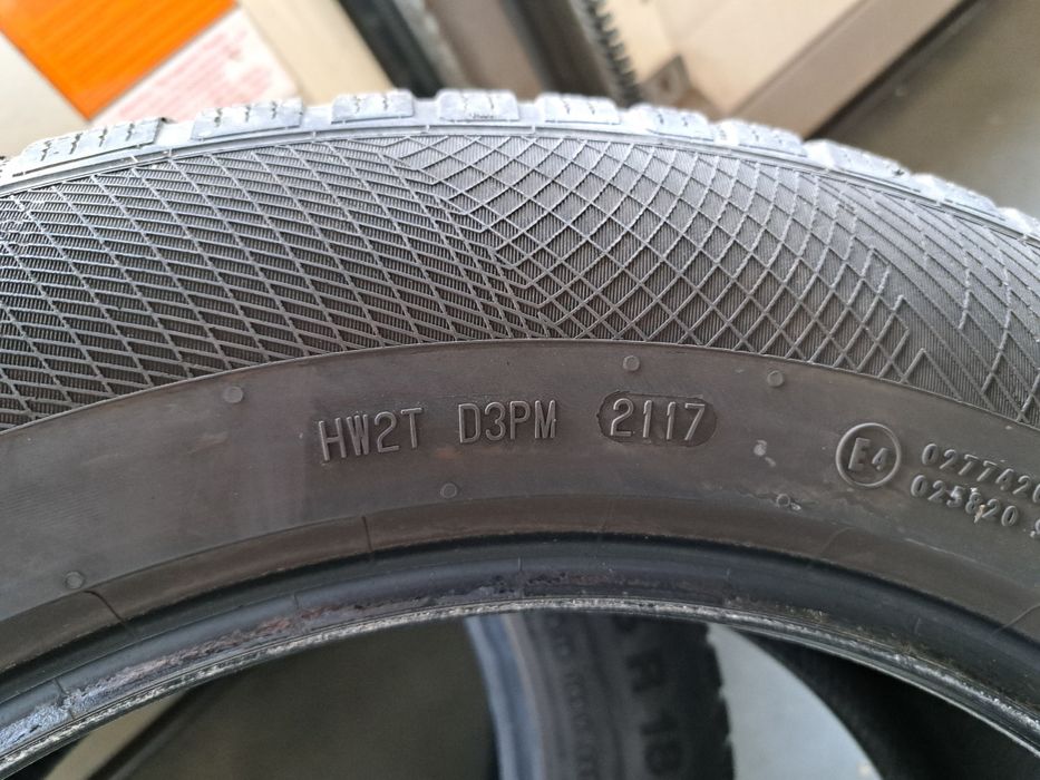 Anvelope Iarna Continental 255/55R18