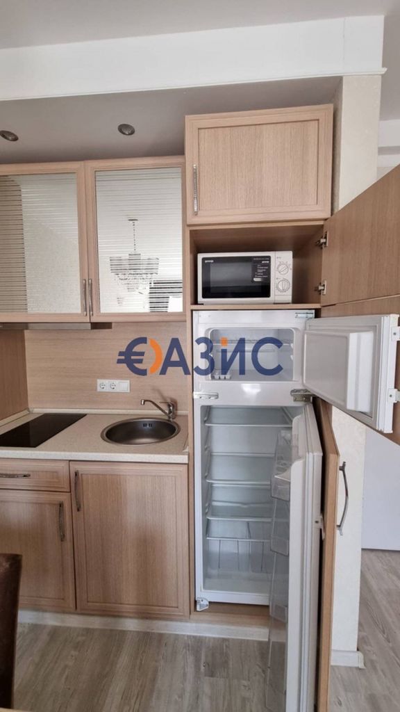 Продава се Двустаен апартамент в к.к. Слънчев бряг - 48 кв.м за 1605 €/кв.м - Снимка #11