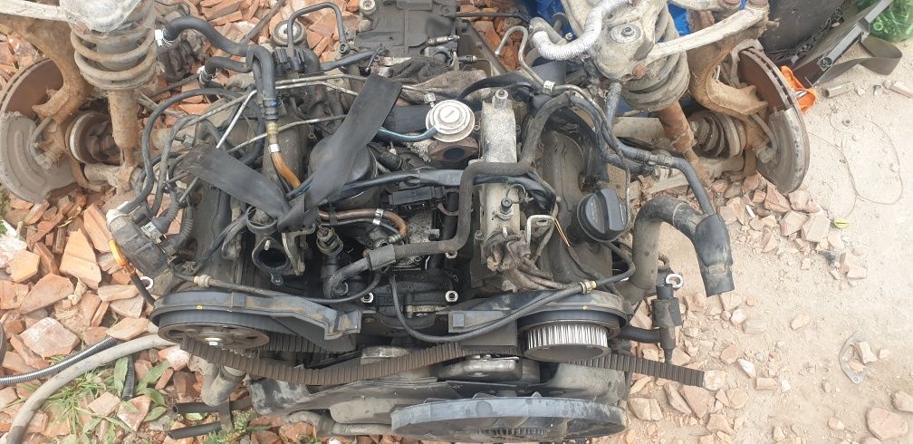 Motor Audi A4,A6,A8,Allroad,Superb,Vw Passat, 2.5tdi V6, AKE, 180cp