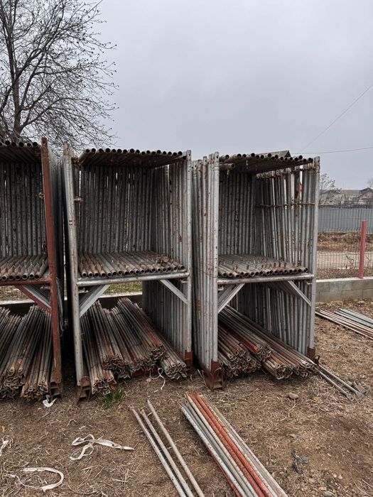 Schela metalica italiană