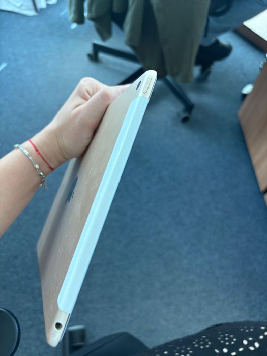 Apple Ipad Air 2th Gen 16GB Wifi+Cellular 4G Gold