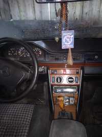 Mercedes-Benz w124