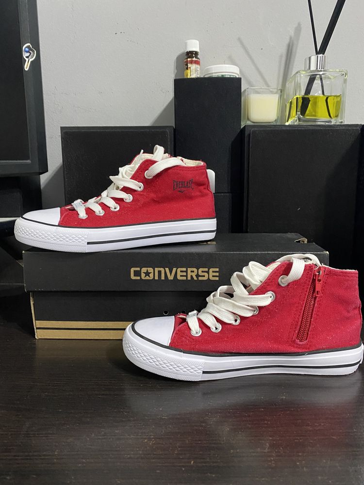 Vand Papuci converse