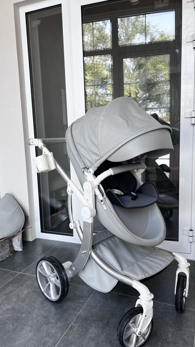 Продам классную коляску-транформер Teknum