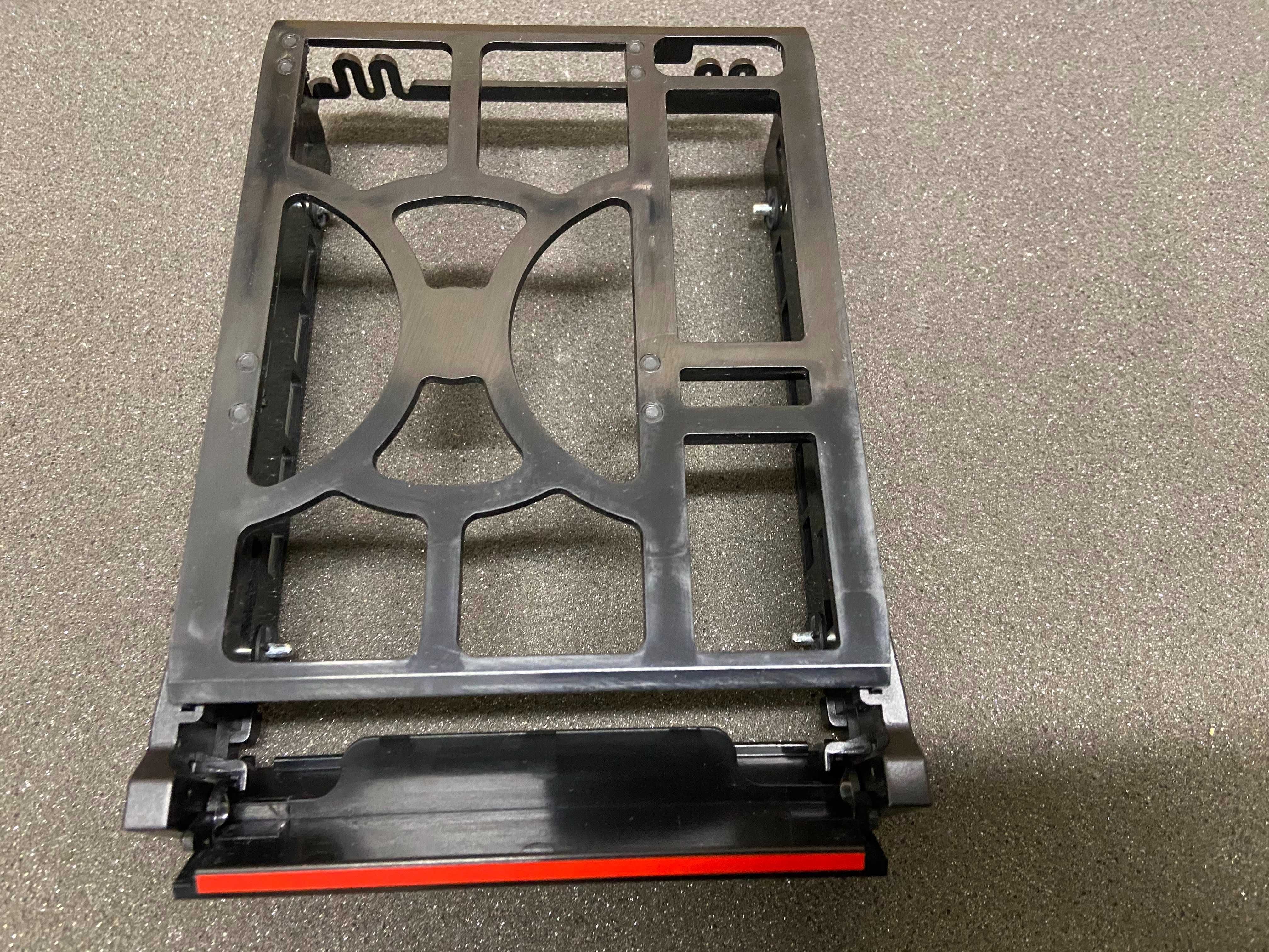 LFF HDD Caddy DELL HP LENOVO диск държач 5820 7820 G9 P700 P500