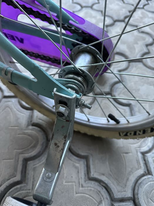 Bicicleta fete 4-6 ani pret fix