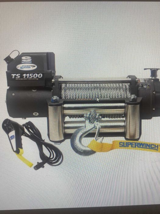 Troliu Tiger Shark 11500 - 11500lb 12V DC cu cablu de oțel negru