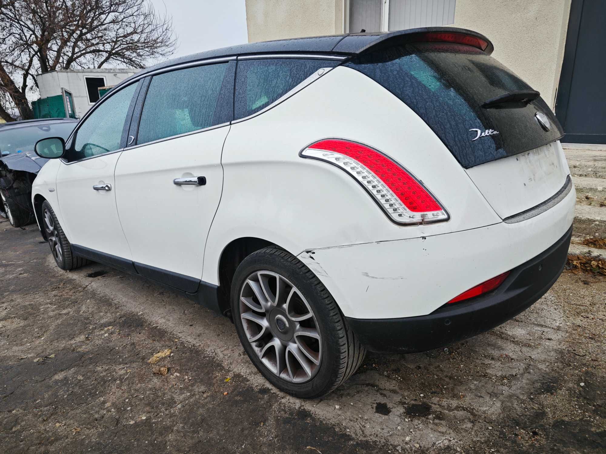 На части Lancia delta 2009 1.6 бензин ръчка кожен салон Ланчия делта
