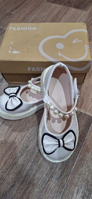 Туфли для девочки