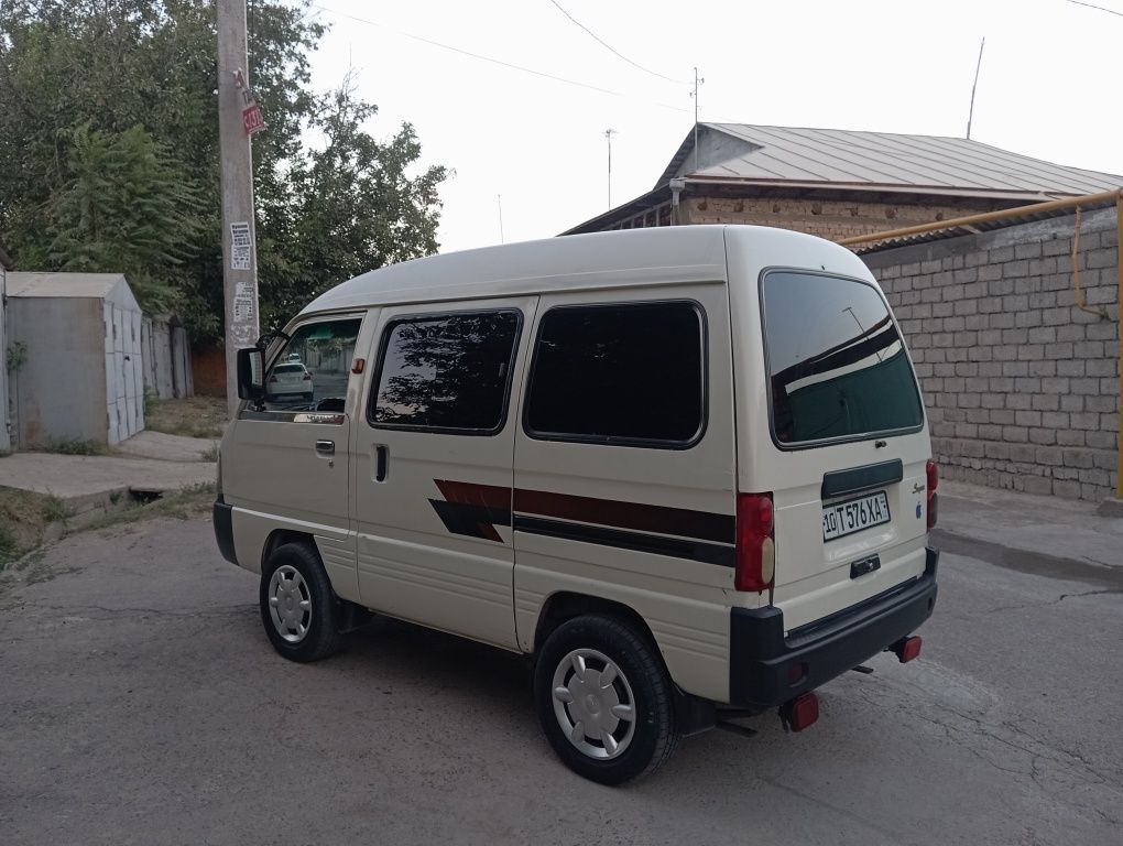 Chevrolet Damas.
