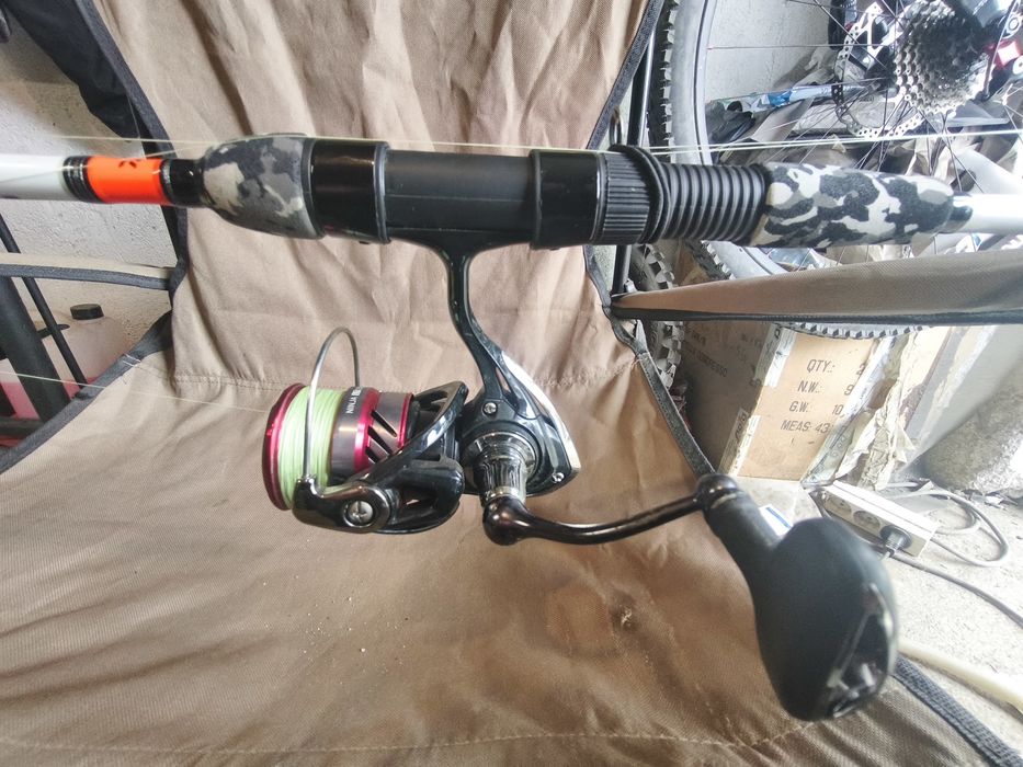 Спининг Daiwa ninja sf 803MFS с макара daiwa ninja lt2500