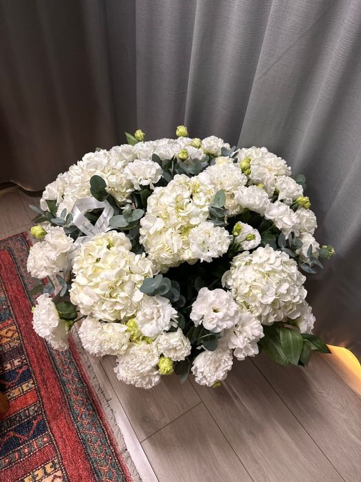 Цветы большие свежие