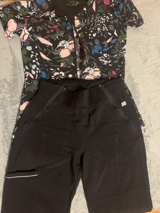 Разпродажба дамско медицинско облекло Cherokee Xs